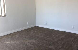 1 bed, 1 bath, $1,995, Unit Unit R