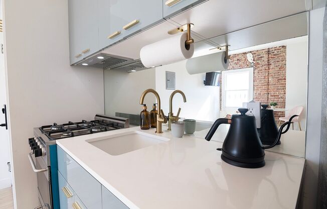 Studio, 1 bath, 223 sqft, $2,225, Unit 402