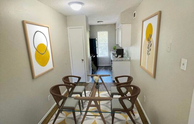 2 beds, 1 bath, 840 sqft, $710, Unit 392