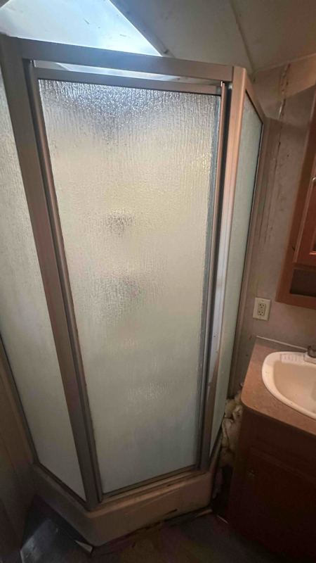 7573 NW 12 CT