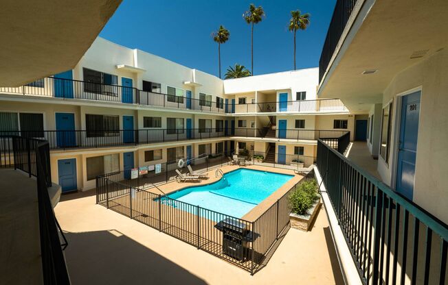 Studio, 1 bath, 595 sqft, $2,298, Unit 108