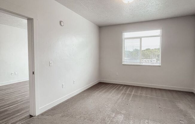 2 beds, 2 baths, 946 sqft, $1,299, Unit 530