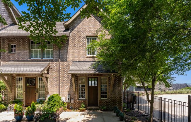 1710 Richard Arrington Blvd S ( City View)