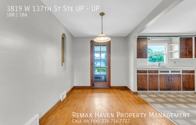 3819 W 137 ST