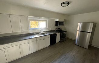 2 beds, 1 bath, $1,200