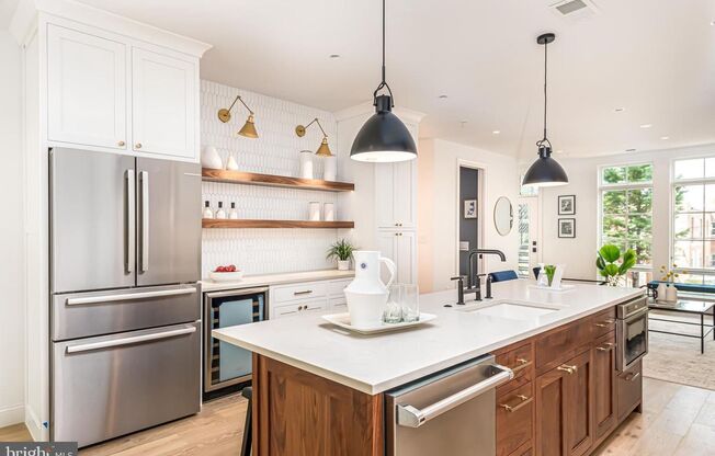 Luxury Rowhome Condo with Private Rooftop in Historic Mount Vernon Square