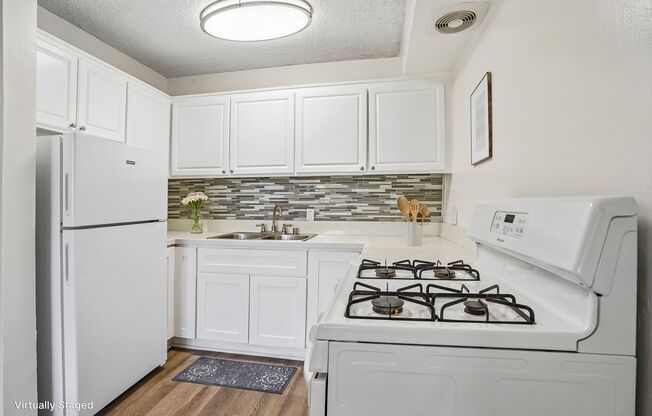 1 bed, 1 bath, 775 sqft, $2,545, Unit 41