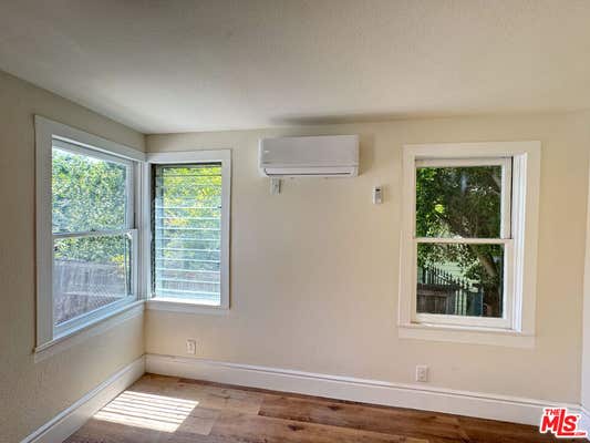 1828 1/4 S GRAMERCY PL