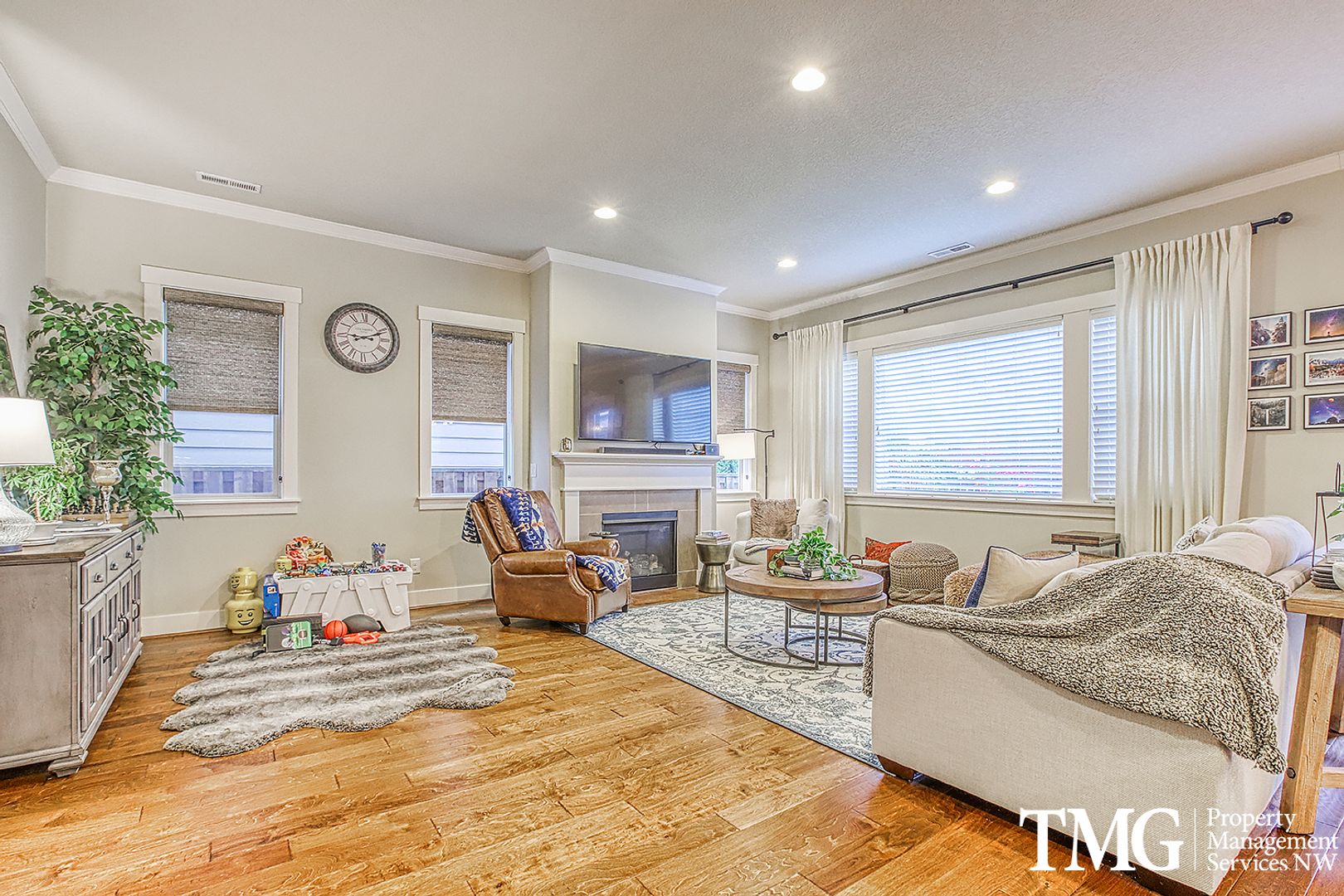 Spacious 4 BD Home with Private Backyard & Community Amenities!