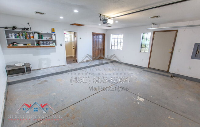 3 beds, 2.5 baths, 2,469 sqft, $2,525
