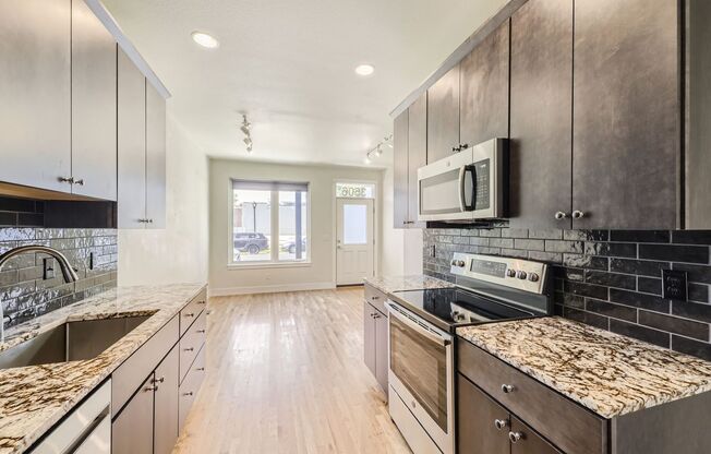 Modern RiNo Townhome | Rooftop Deck + Attached Garage