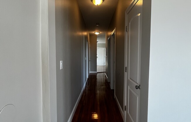 4 beds, 1 bath, $3,750, Unit 5
