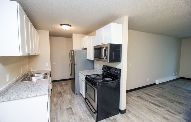 2 beds, 1 bath, 763 sqft, $900, Unit 3600-203