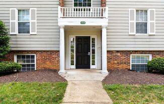 3 beds, 2 baths, $1,595, Unit Unit A