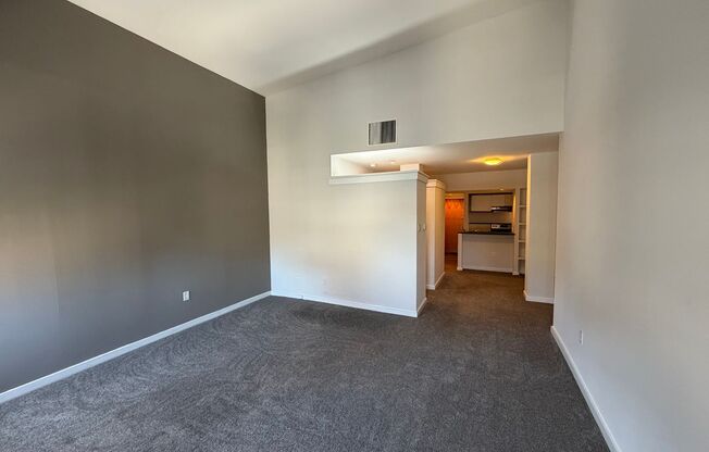 Studio, 1 bath, $1,450, Unit 403