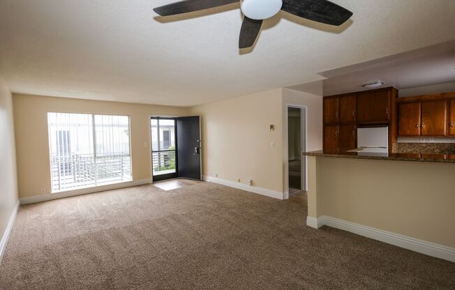 1 bed, 1 bath, 627 sqft, $2,195, Unit 31