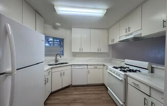 1061 Dawson
