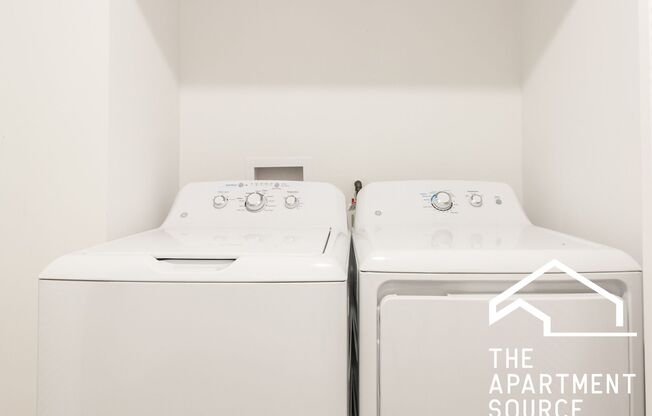2 beds, 2 baths, $2,795, Unit 208