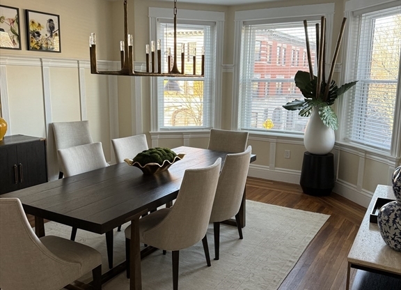 3 ALTON PL