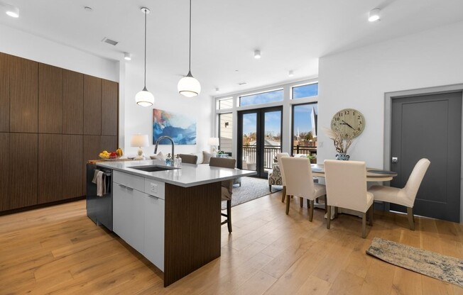 101 N BEACON ST