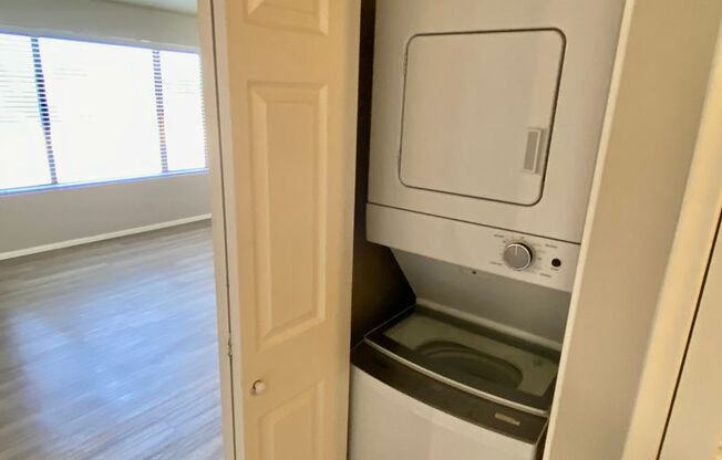 2 beds, 2 baths, $1,545, Unit # 220