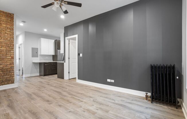 2 beds, 1 bath, 674 sqft, $2,200, Unit 6956-1