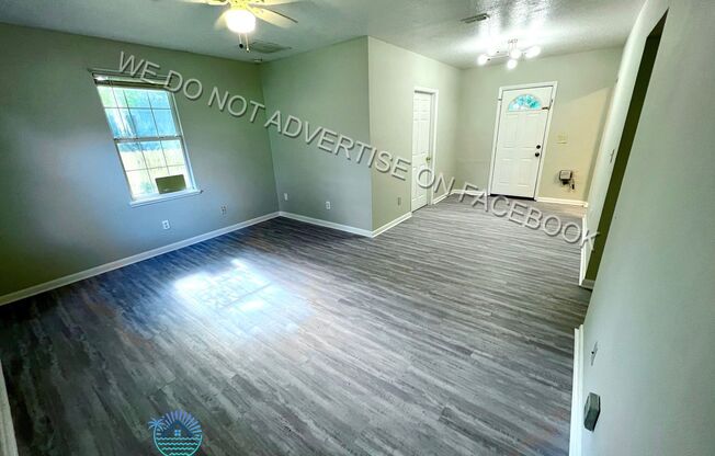 $200 OFF FIRST MONTH RENT - Gorgeous 3 bedroom / 1.5 bathroom home ready for rent!