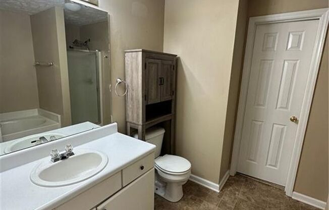 2 beds, 2 baths, $1,250