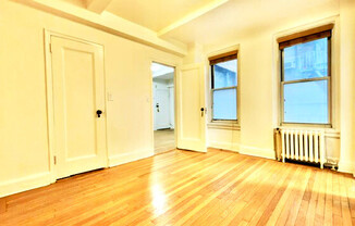 1 bed, 1 bath, $3,500, Unit 309