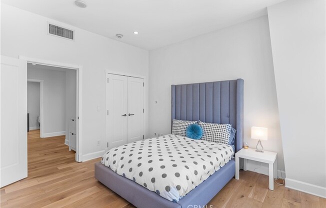 3 beds, 3.5 baths, 2,530 sqft, $15,000, Unit 48C