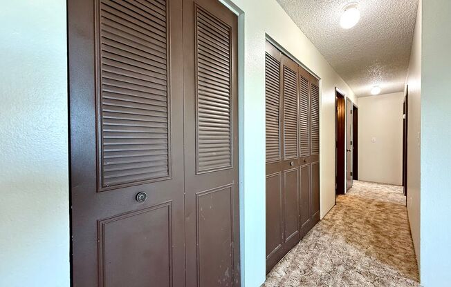 3 beds, 1.5 baths, 1,022 sqft, $1,499, Unit E36