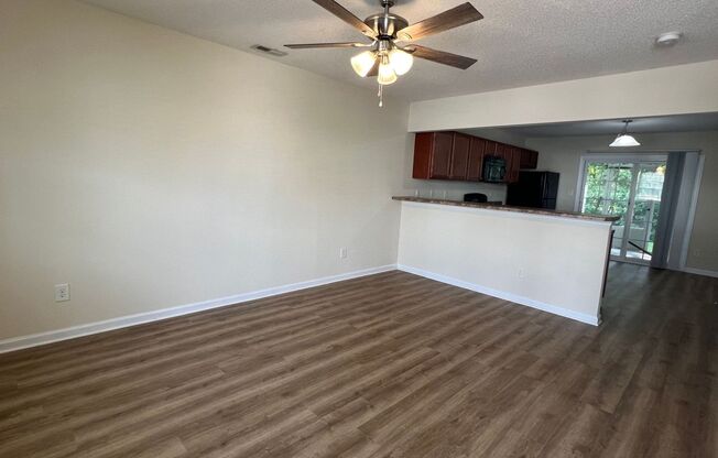 2 beds, 2.5 baths, $1,150