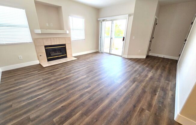 2 beds, 2 baths, $1,650, Unit # 2124