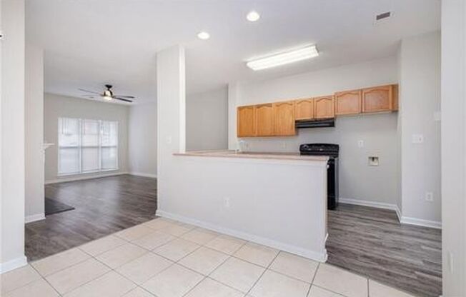 2 beds, 2.5 baths, $1,600