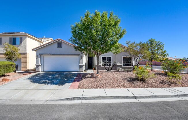You’ll Love! Single-Story Home with Fruit Trees and Super Nice Hot Tub!