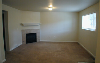 3 beds, 2 baths, 930 sqft, $1,200, Unit Apt C