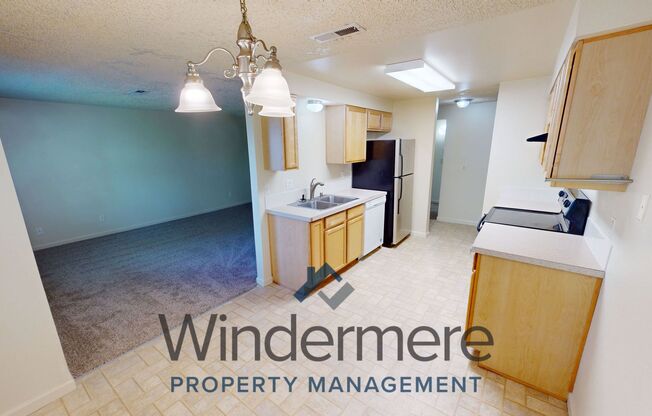 1928 J St #205 - Seasonal Pool
