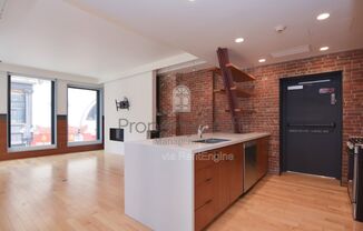 8 LAGRANGE