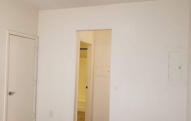 2 beds, 2 baths, $1,370