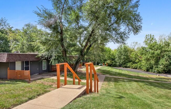 1 bed, 1 bath, 564 sqft, $785, Unit 55B