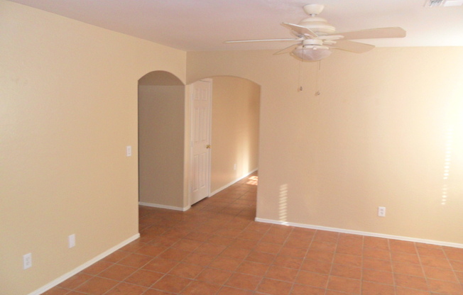 2 beds, 2 baths, $1,700