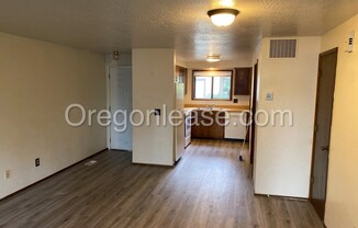 2 beds, 1.5 baths, 1,100 sqft, $1,395, Unit Unit C