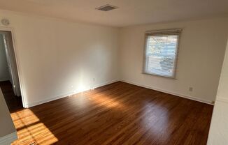 3 beds, 1 bath, $3,395