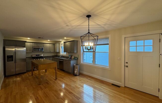 Modern Townhouse for Rent in Haverhill, MA – Ideal for Comfortable Living!