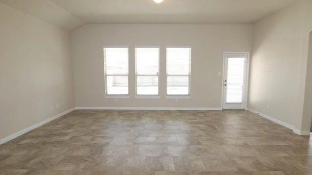5633 BRIAR FLD