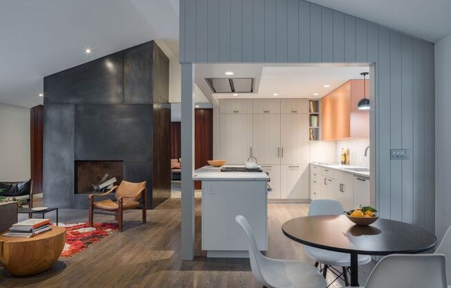 3Bd/1.75Ba Shoreline House