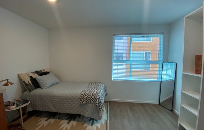 Studio, 1 bath, 175 sqft, $1,195, Unit 4315