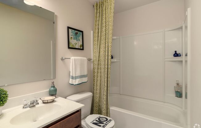 2 beds, 2.5 baths, 1,320 sqft, $1,599, Unit 2524 AHC