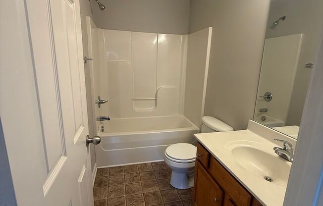 2 beds, 2 baths, $900, Unit 348D