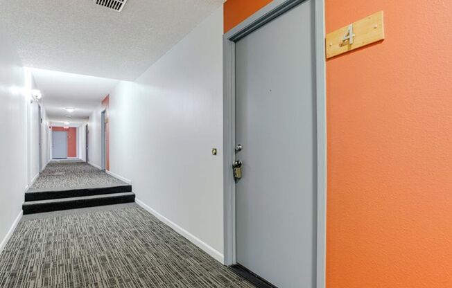 1 bed, 1 bath, 547 sqft, $1,350, Unit 4